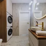 Olszynki Park 1- High-end Luxury With View, Centre By Staynest 제수프