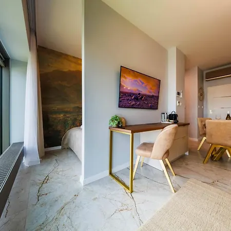 Apartment Olszynki Park 1- High-end Luxury With View, Centre, Ac By Staynest Rzeszow