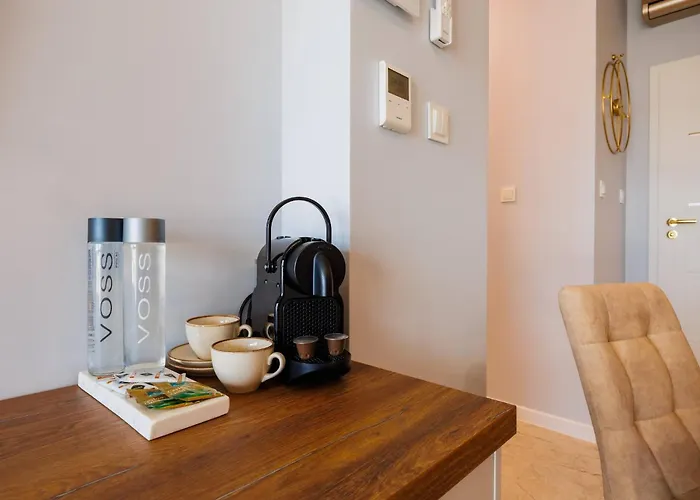 Olszynki Park 1- High-end Luxury With View, Centre By Staynest Appartement